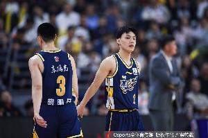 首尔衣恋vs龙仁FC直播_免费在线观看