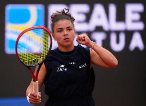 脚部受伤！官方：保利尼因伤退出WTA1000罗马站双打比赛
