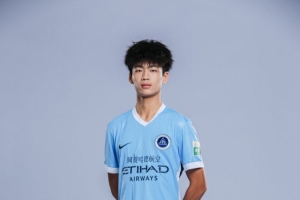 重庆铜梁龙vs云南玉昆直播_高清直播