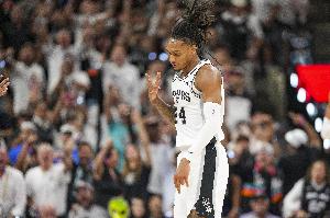阿德莱德城vs地铁之星直播_原声解说信号