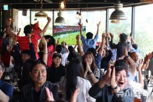 普斯阿通FCvs老爱德华时代直播_全场录像回放